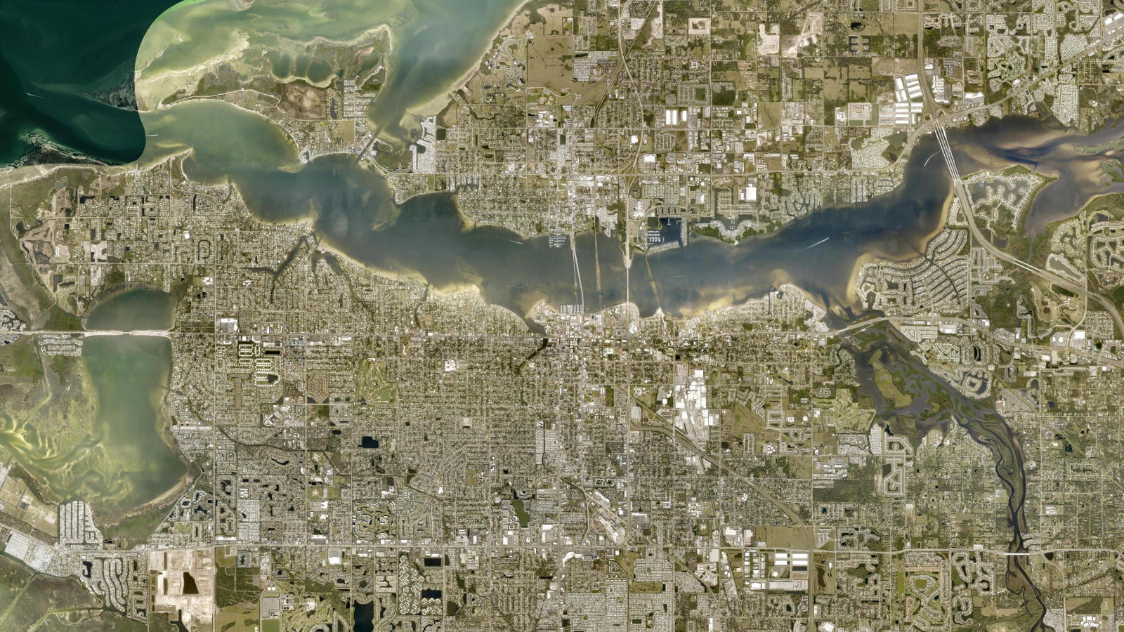 Satellite map of Bradenton, Florida